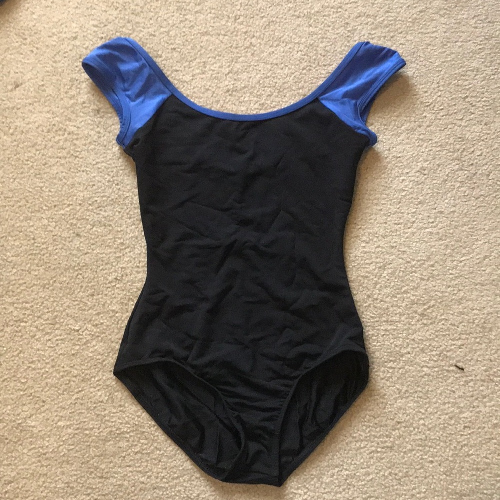 Mariia “Tatiana” Cap sleeve leotard